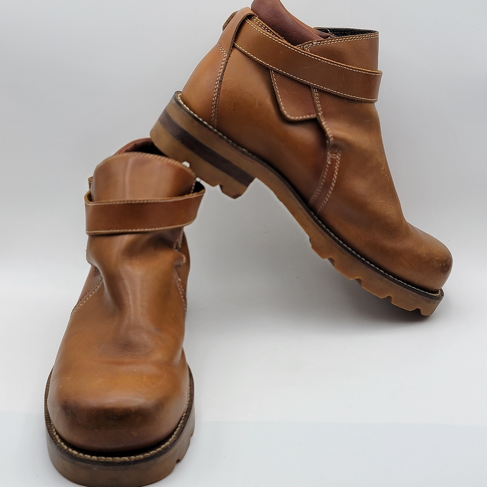 Men's Durango Brown Leather Boots w/‎ Buckle SIZE 10D.